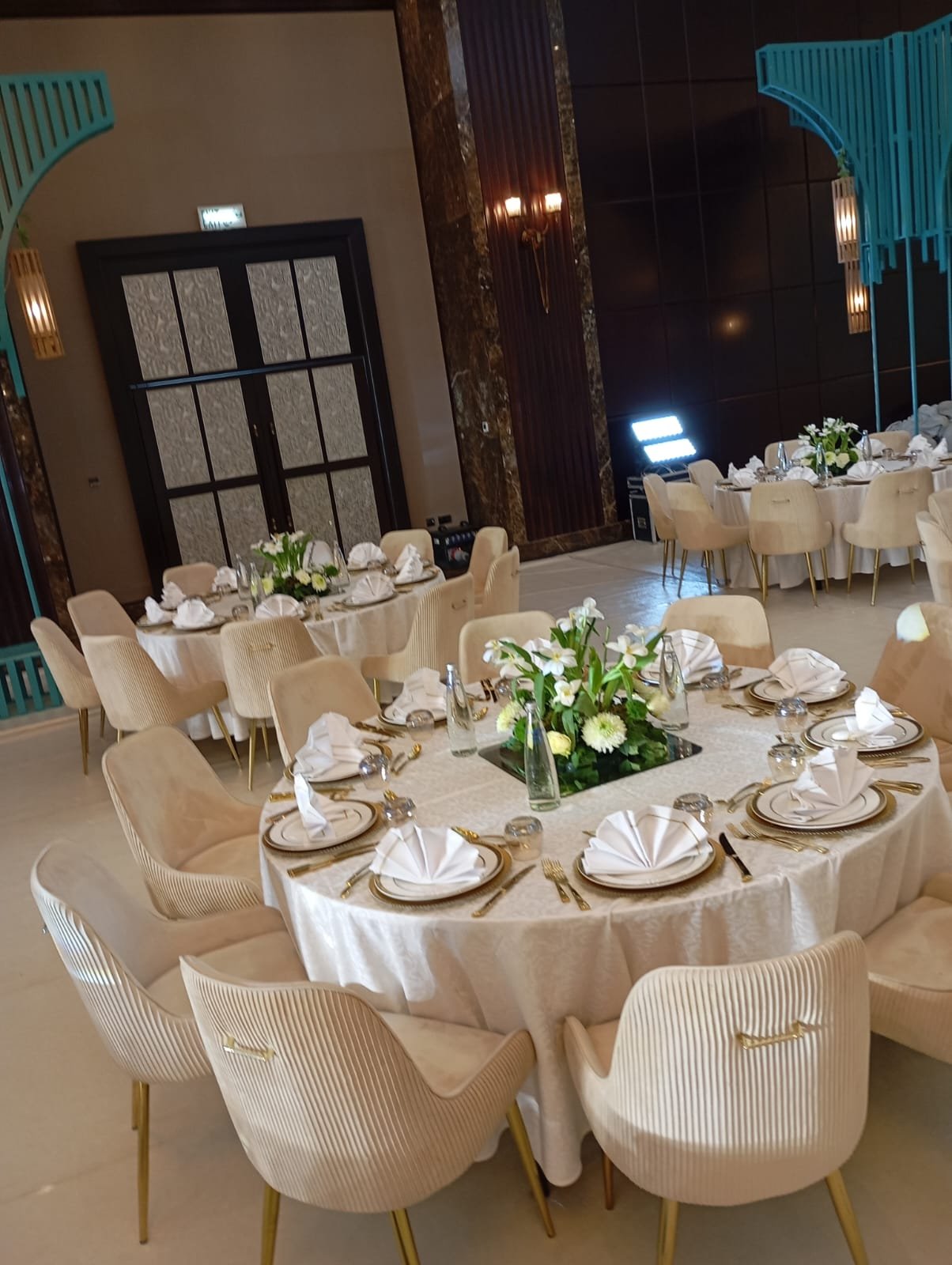 Wedding chairs Dubai